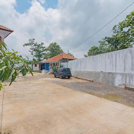 RedDoorz Syariah @ Tambak Mekar Street Subang Hotel Djalantjagak Luaran gambar