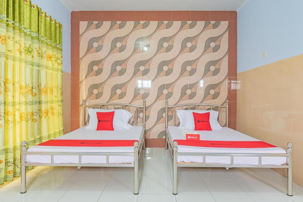 RedDoorz Syariah @ Tambak Mekar Street Subang Hotel Djalantjagak Luaran gambar